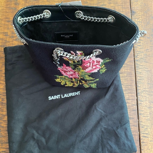 ✨SALE✨YSL Emmanuelle bucket bag, grunge rose ✨SALE✨ - Picture 10 of 16